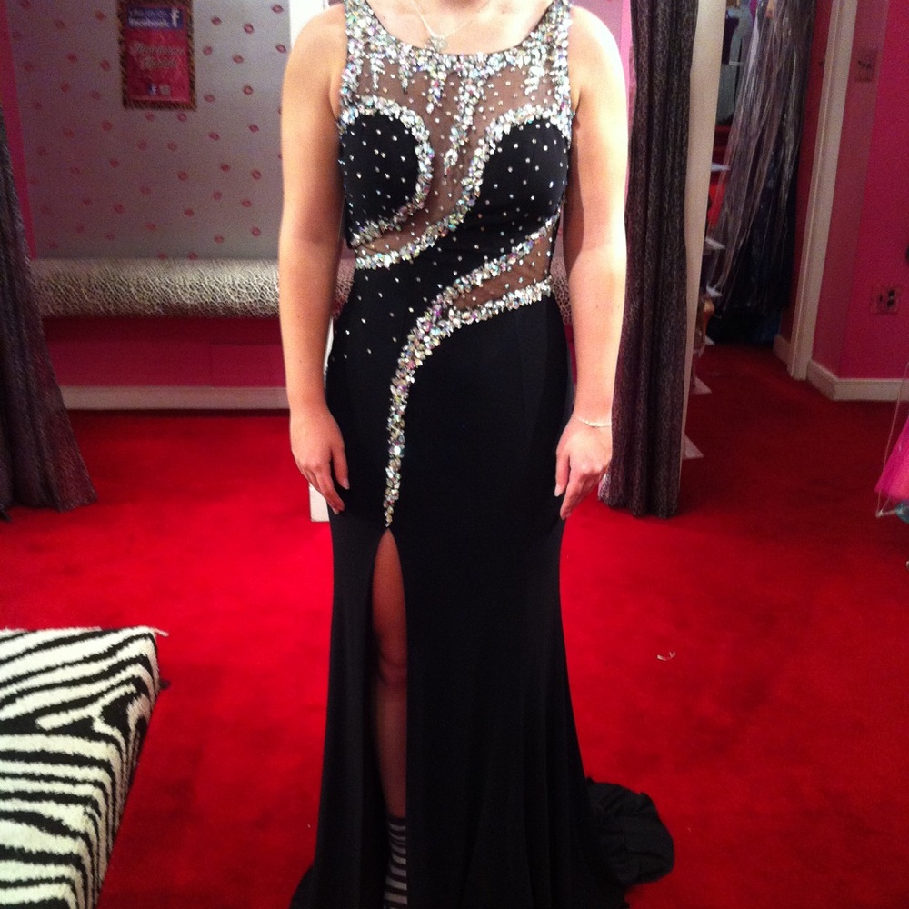 Black prom dress